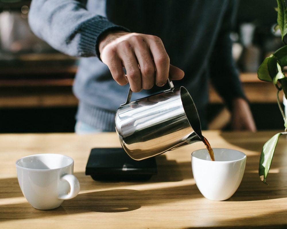 pexels-lina-kivaka-1879321